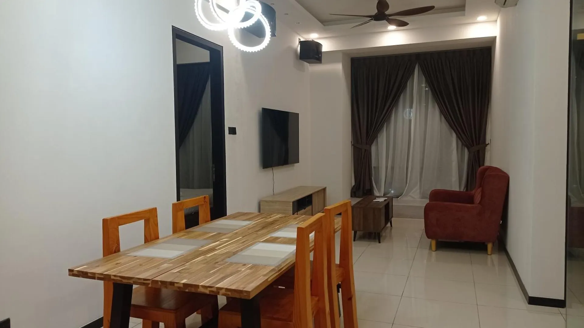 Fair Suites At Opus Residence 吉隆坡 0*,  马来西亚